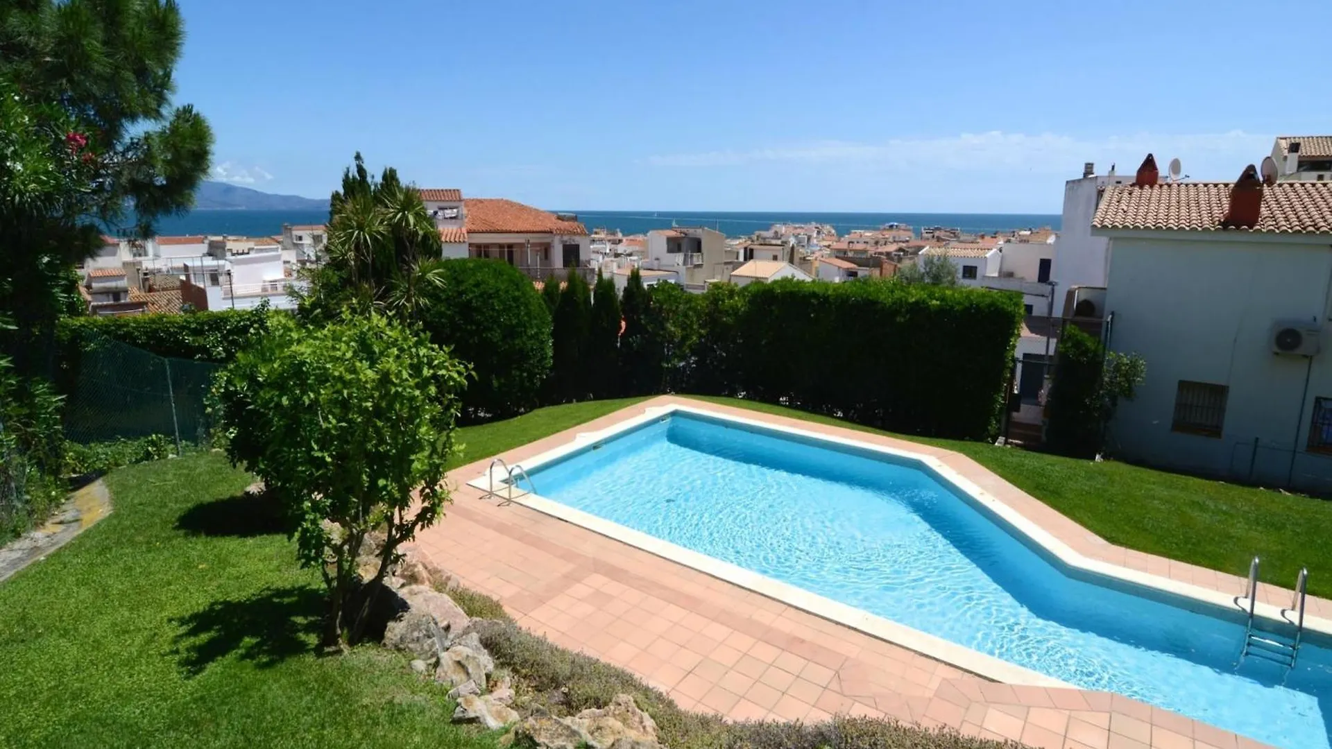 Puig Padro 6 1-4 Apartment L'Escala